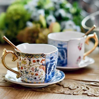 Комплект луксозни кафеени чаши и блюдец в британския стил със златни керамични кофейно-чаени чаши Handel в кутия за подарък